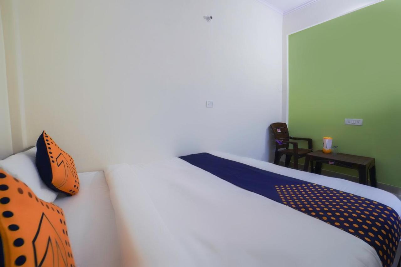 Spot On 67119 Hotel Shivam Residency Rāmpura Екстериор снимка