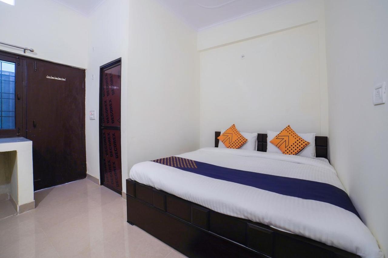 Spot On 67119 Hotel Shivam Residency Rāmpura Екстериор снимка