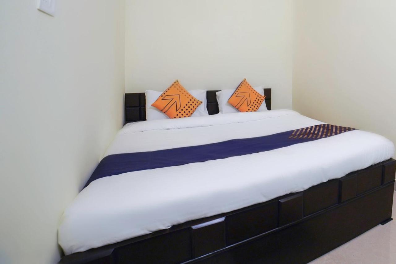 Spot On 67119 Hotel Shivam Residency Rāmpura Екстериор снимка