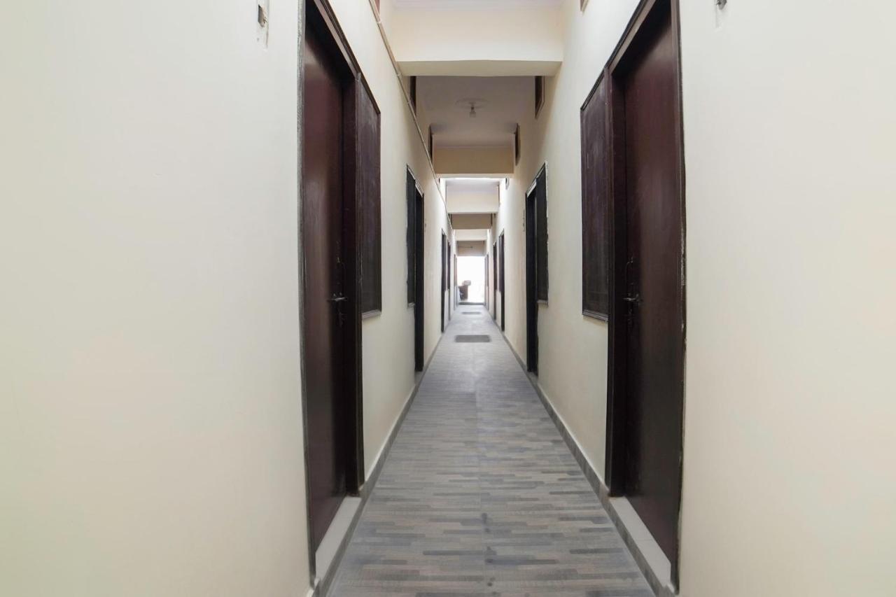 Spot On 67119 Hotel Shivam Residency Rāmpura Екстериор снимка