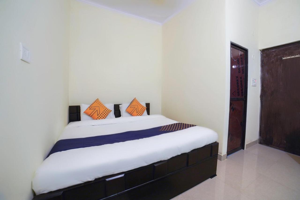 Spot On 67119 Hotel Shivam Residency Rāmpura Екстериор снимка
