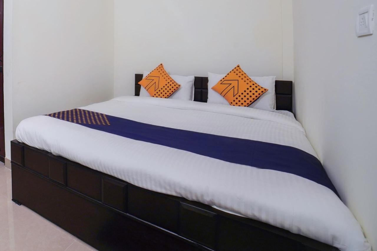 Spot On 67119 Hotel Shivam Residency Rāmpura Екстериор снимка